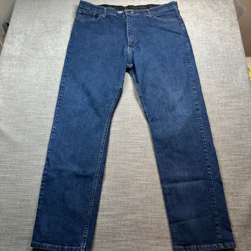 Wrangler Authentics Jeans Mens 40x32 Blue Straight Leg Flex Waistband